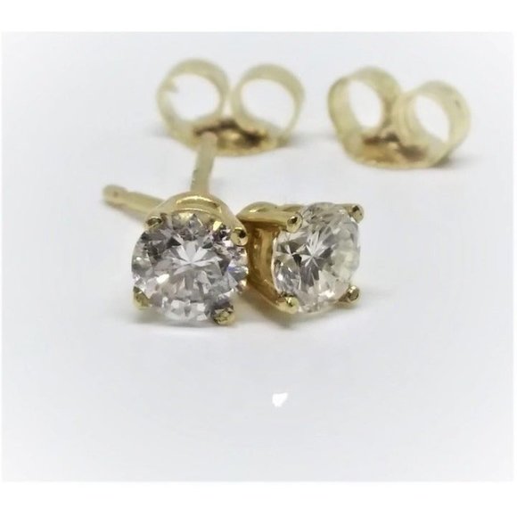 1/2 carat Diamond Studs - Picture 4 of 9